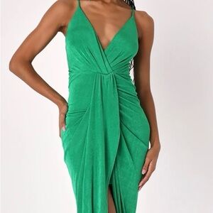Dreamy date green surplice midi dress